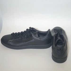 Black on Black Stan Smith Adidas